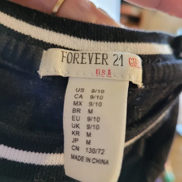 Forever 21 Girls 9/10 Dress Los Angeles 213 Black and Pink Heart - Picture 4 of 4